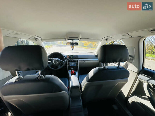 Серый Ауди А4, объемом двигателя 2 л и пробегом 240 тыс. км за 7700 $, фото 6 на Automoto.ua