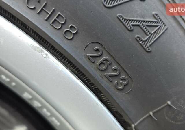 Сірий Ауді А4, об'ємом двигуна 2 л та пробігом 232 тис. км за 7200 $, фото 11 на Automoto.ua