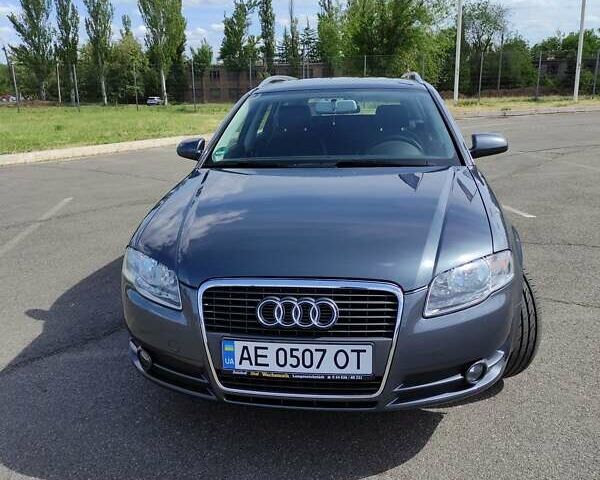 Серый Ауди А4, объемом двигателя 1.6 л и пробегом 186 тыс. км за 8200 $, фото 1 на Automoto.ua