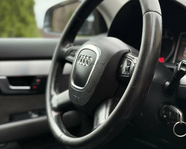 Серый Ауди А4, объемом двигателя 2 л и пробегом 365 тыс. км за 6850 $, фото 37 на Automoto.ua