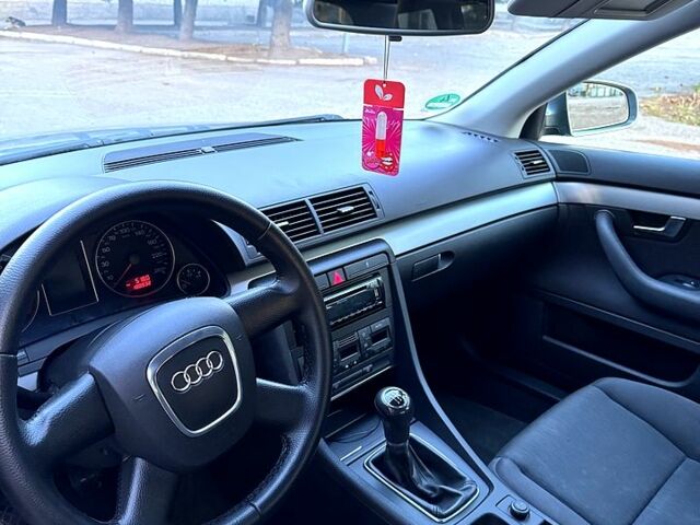 Сірий Ауді А4, об'ємом двигуна 1.6 л та пробігом 204 тис. км за 6900 $, фото 8 на Automoto.ua