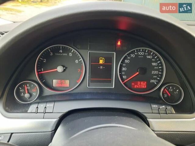 Сірий Ауді А4, об'ємом двигуна 1.6 л та пробігом 247 тис. км за 7750 $, фото 43 на Automoto.ua