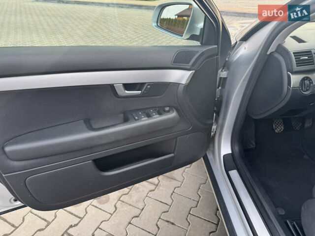 Серый Ауди А4, объемом двигателя 1.6 л и пробегом 261 тыс. км за 6500 $, фото 17 на Automoto.ua