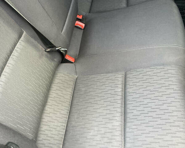 Серый Ауди А4, объемом двигателя 1.98 л и пробегом 223 тыс. км за 7500 $, фото 17 на Automoto.ua