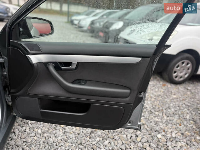 Сірий Ауді А4, об'ємом двигуна 1.8 л та пробігом 226 тис. км за 8999 $, фото 22 на Automoto.ua