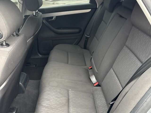 Сірий Ауді А4, об'ємом двигуна 2.7 л та пробігом 300 тис. км за 3000 $, фото 8 на Automoto.ua