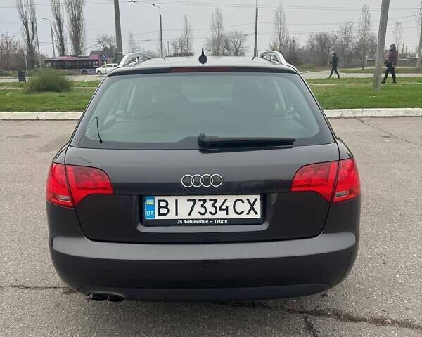 Сірий Ауді А4, об'ємом двигуна 2 л та пробігом 304 тис. км за 8200 $, фото 6 на Automoto.ua