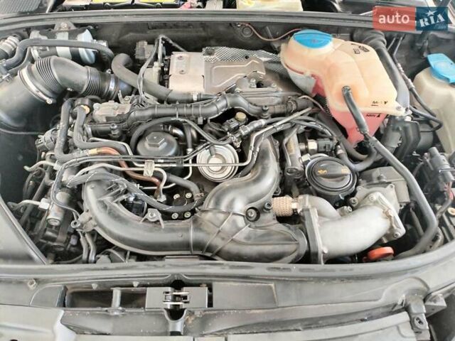 Сірий Ауді А4, об'ємом двигуна 2.7 л та пробігом 330 тис. км за 7000 $, фото 14 на Automoto.ua