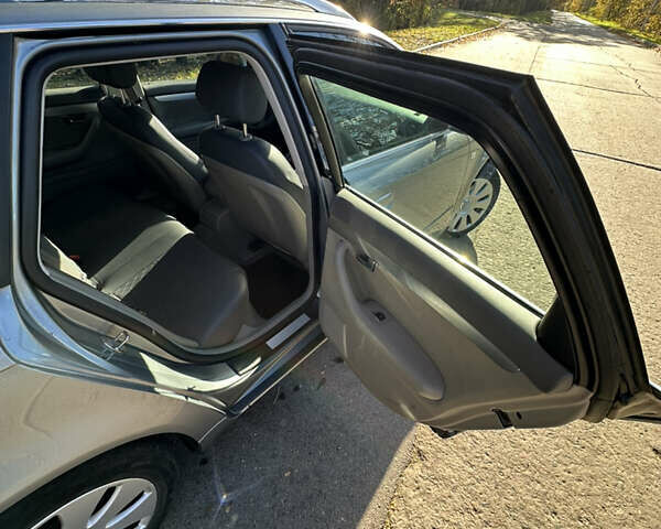 Серый Ауди А4, объемом двигателя 2 л и пробегом 240 тыс. км за 7700 $, фото 13 на Automoto.ua