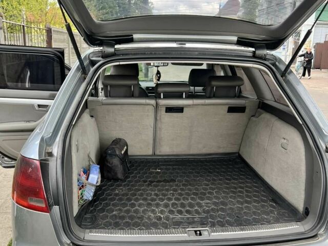 Сірий Ауді А4, об'ємом двигуна 2 л та пробігом 310 тис. км за 4500 $, фото 1 на Automoto.ua