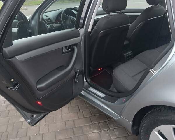 Серый Ауди А4, объемом двигателя 0 л и пробегом 234 тыс. км за 6888 $, фото 3 на Automoto.ua