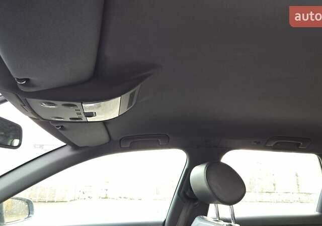 Сірий Ауді А4, об'ємом двигуна 2 л та пробігом 232 тис. км за 7200 $, фото 52 на Automoto.ua