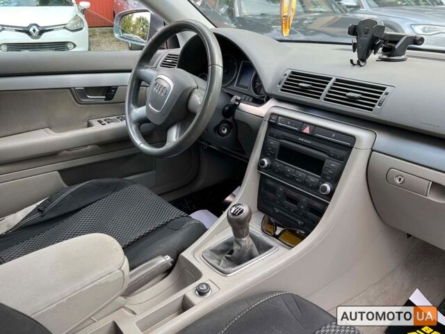 Сірий Ауді А4, об'ємом двигуна 2 л та пробігом 250 тис. км за 8500 $, фото 16 на Automoto.ua