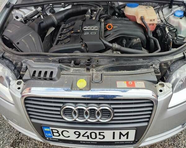 Серый Ауди А4, объемом двигателя 2 л и пробегом 220 тыс. км за 6800 $, фото 4 на Automoto.ua
