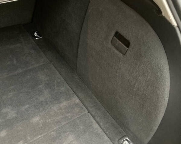 Серый Ауди А4, объемом двигателя 1.98 л и пробегом 223 тыс. км за 7500 $, фото 26 на Automoto.ua