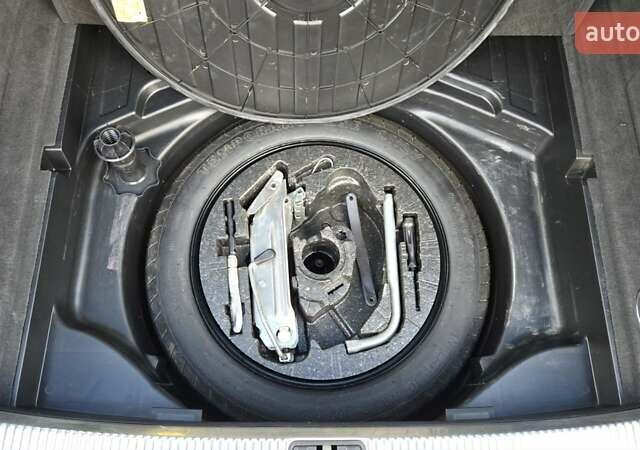 Сірий Ауді А4, об'ємом двигуна 2 л та пробігом 232 тис. км за 7200 $, фото 28 на Automoto.ua