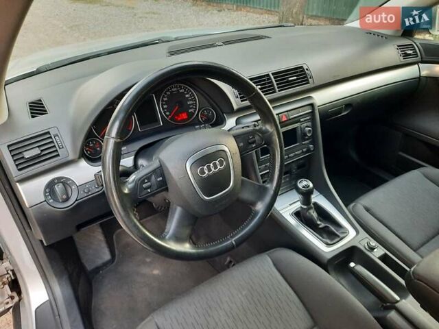 Сірий Ауді А4, об'ємом двигуна 1.6 л та пробігом 247 тис. км за 7750 $, фото 47 на Automoto.ua