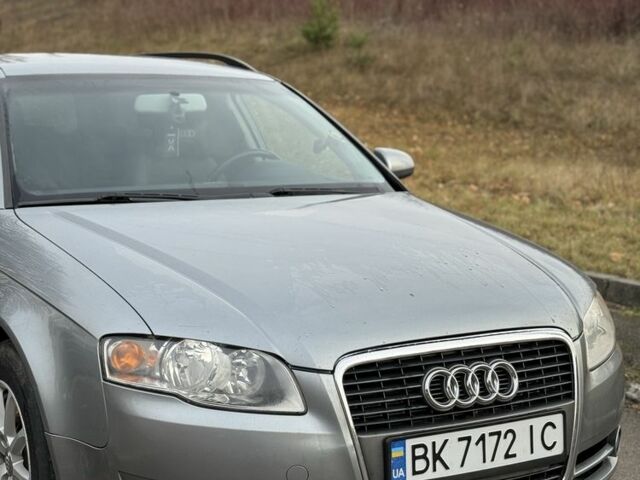 Серый Ауди А4, объемом двигателя 2 л и пробегом 285 тыс. км за 7200 $, фото 1 на Automoto.ua