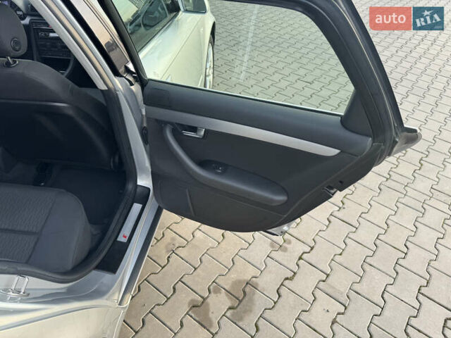 Серый Ауди А4, объемом двигателя 1.6 л и пробегом 261 тыс. км за 6500 $, фото 23 на Automoto.ua