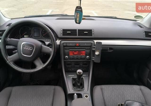 Сірий Ауді А4, об'ємом двигуна 2 л та пробігом 357 тис. км за 6999 $, фото 6 на Automoto.ua