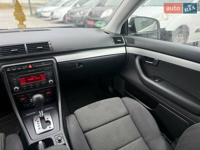 Сірий Ауді А4, об'ємом двигуна 1.8 л та пробігом 226 тис. км за 8850 $, фото 13 на Automoto.ua