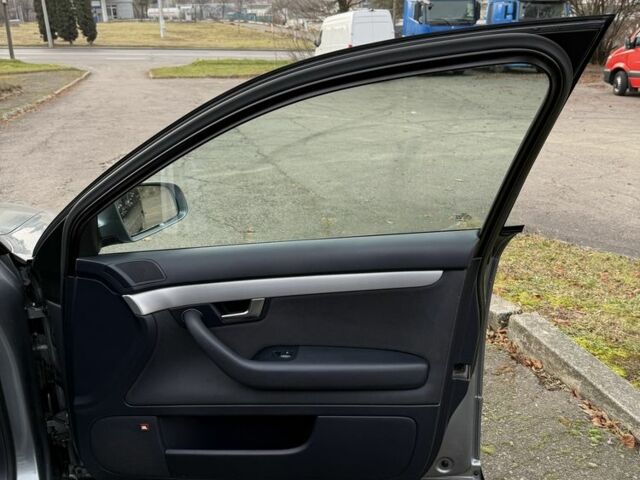 Серый Ауди А4, объемом двигателя 2 л и пробегом 285 тыс. км за 7200 $, фото 9 на Automoto.ua