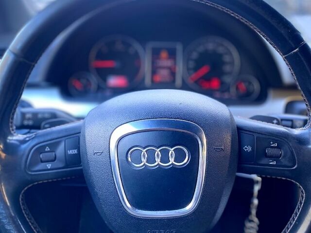 Ауди А4 2007 в Одессе на Automoto.ua Серый Ауди А4, объемом двигателя 2.7 л и пробегом 377 тыс. км за 7399 $, фото 10 на Automoto.ua