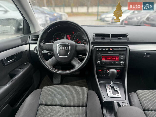 Сірий Ауді А4, об'ємом двигуна 1.8 л та пробігом 226 тис. км за 8850 $, фото 11 на Automoto.ua