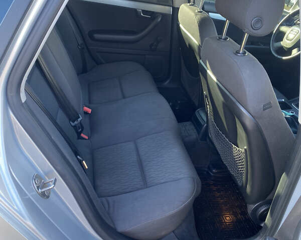 Сірий Ауді А4, об'ємом двигуна 1.97 л та пробігом 301 тис. км за 6599 $, фото 6 на Automoto.ua