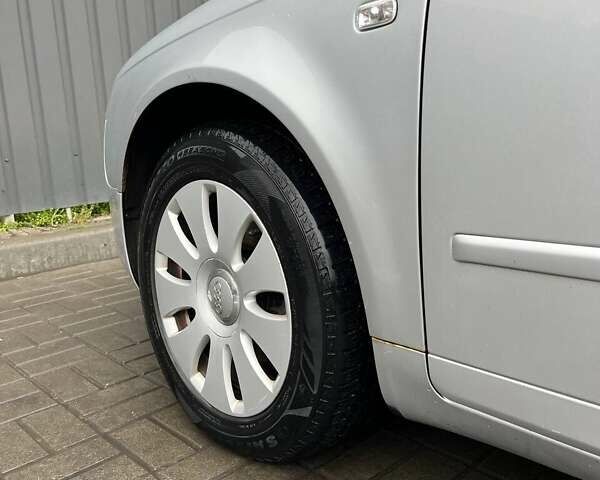 Сірий Ауді А4, об'ємом двигуна 1.97 л та пробігом 299 тис. км за 6300 $, фото 9 на Automoto.ua