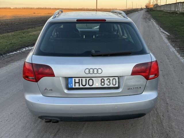 Сірий Ауді А4, об'ємом двигуна 2 л та пробігом 420 тис. км за 2950 $, фото 5 на Automoto.ua