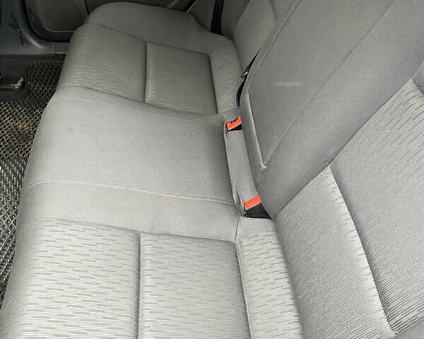 Серый Ауди А4, объемом двигателя 1.8 л и пробегом 204 тыс. км за 7800 $, фото 10 на Automoto.ua