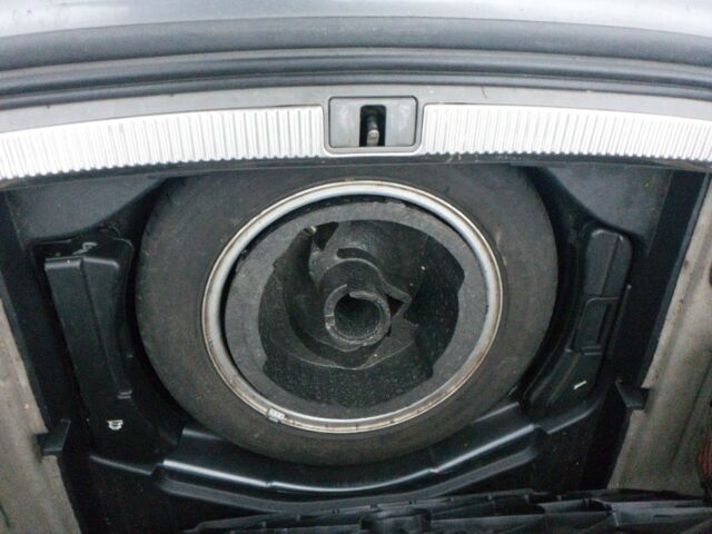 Сірий Ауді А4, об'ємом двигуна 0 л та пробігом 333 тис. км за 3500 $, фото 19 на Automoto.ua