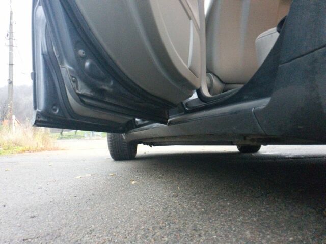 Серый Ауди А4, объемом двигателя 2.5 л и пробегом 333 тыс. км за 2900 $, фото 11 на Automoto.ua