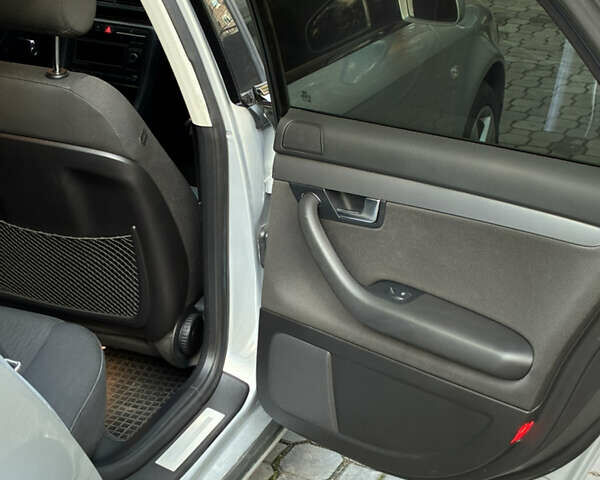 Серый Ауди А4, объемом двигателя 1.8 л и пробегом 270 тыс. км за 6000 $, фото 29 на Automoto.ua