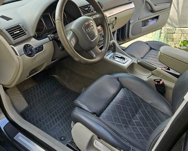 Сірий Ауді А4, об'ємом двигуна 2 л та пробігом 300 тис. км за 8600 $, фото 7 на Automoto.ua