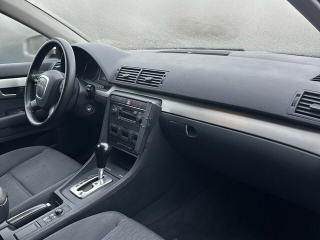 Серый Ауди А4, объемом двигателя 2 л и пробегом 271 тыс. км за 3399 $, фото 12 на Automoto.ua