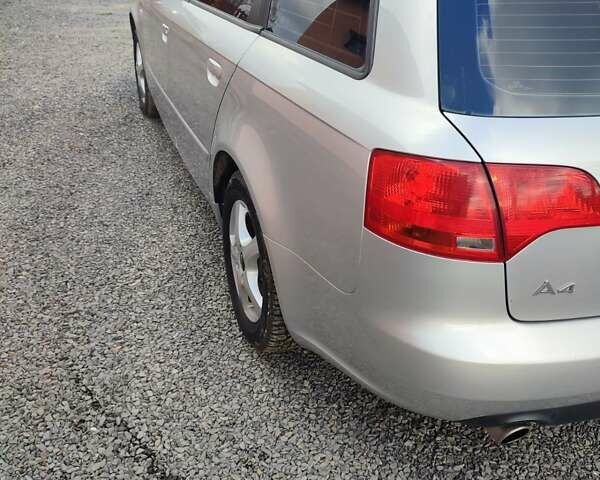 Серый Ауди А4, объемом двигателя 2 л и пробегом 220 тыс. км за 6800 $, фото 5 на Automoto.ua