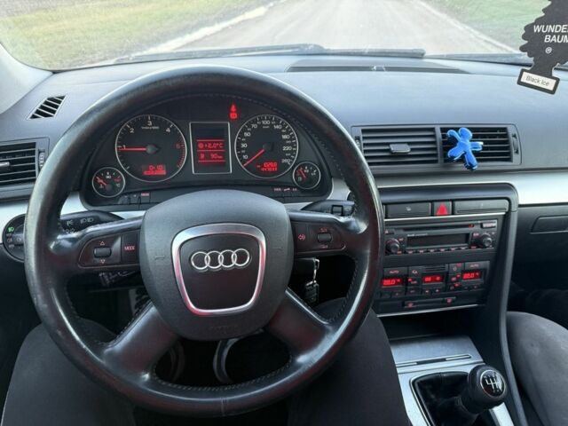 Сірий Ауді А4, об'ємом двигуна 2 л та пробігом 420 тис. км за 2950 $, фото 6 на Automoto.ua