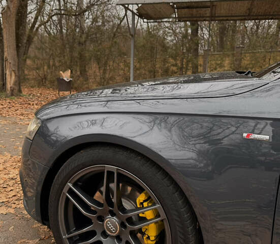 Сірий Ауді А4, об'ємом двигуна 1.8 л та пробігом 311 тис. км за 9300 $, фото 16 на Automoto.ua
