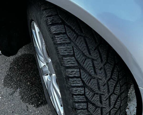 Серый Ауди А4, объемом двигателя 2 л и пробегом 246 тыс. км за 9500 $, фото 23 на Automoto.ua