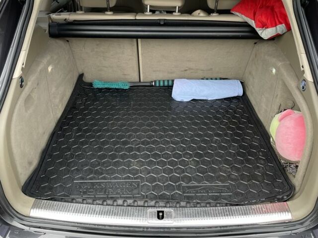 Ауди А4 2008 в Кривом Роге на Automoto.ua Серый Ауди А4, объемом двигателя 2 л и пробегом 318 тыс. км за 10500 $, фото 4 на Automoto.ua