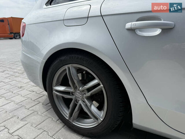 Сірий Ауді А4, об'ємом двигуна 1.8 л та пробігом 263 тис. км за 9100 $, фото 13 на Automoto.ua