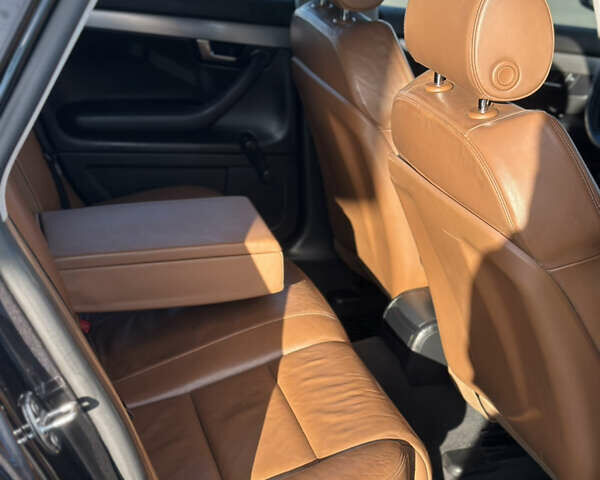 Серый Ауди А4, объемом двигателя 2 л и пробегом 340 тыс. км за 8200 $, фото 19 на Automoto.ua