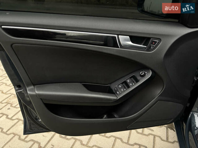 Серый Ауди А4, объемом двигателя 2 л и пробегом 292 тыс. км за 8600 $, фото 19 на Automoto.ua