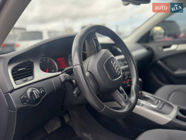 Сірий Ауді А4, об'ємом двигуна 1.8 л та пробігом 190 тис. км за 7999 $, фото 18 на Automoto.ua