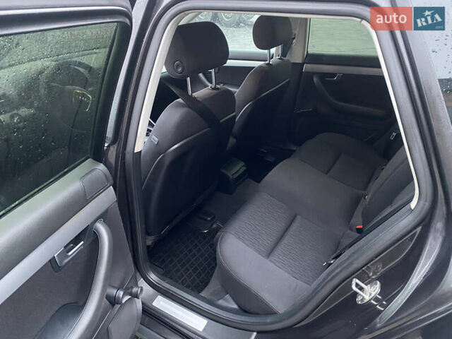 Серый Ауди А4, объемом двигателя 2 л и пробегом 305 тыс. км за 6999 $, фото 30 на Automoto.ua