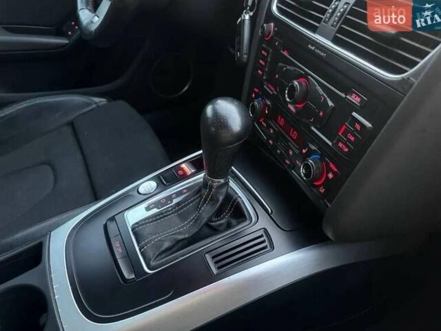 Серый Ауди А4, объемом двигателя 1.8 л и пробегом 224 тыс. км за 9800 $, фото 1 на Automoto.ua