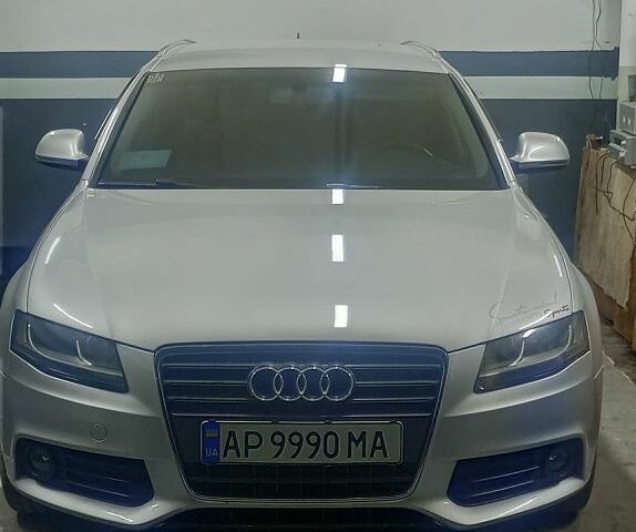 Сірий Ауді А4, об'ємом двигуна 2 л та пробігом 260 тис. км за 7500 $, фото 8 на Automoto.ua