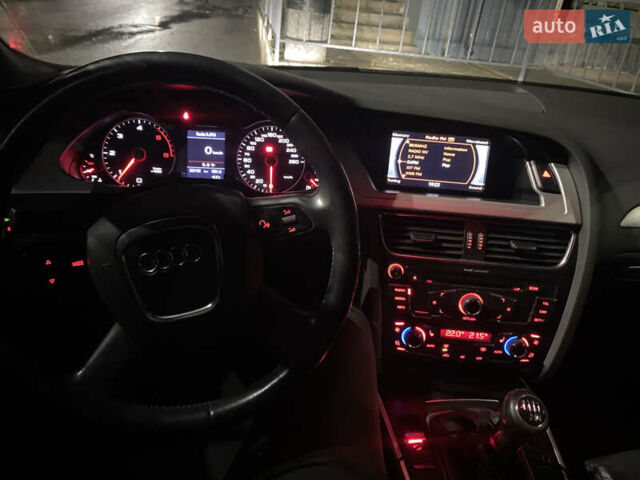 Сірий Ауді А4, об'ємом двигуна 1.98 л та пробігом 322 тис. км за 9600 $, фото 6 на Automoto.ua
